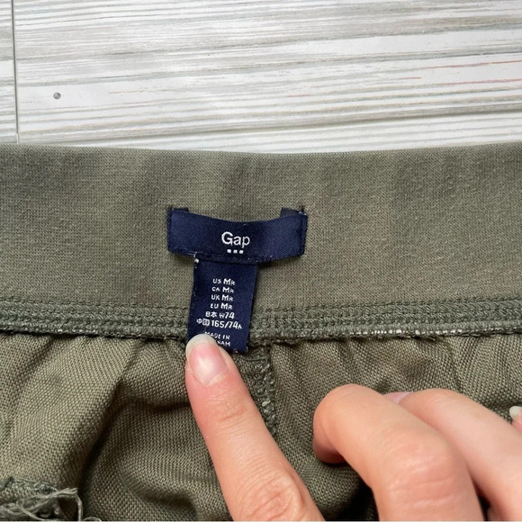 GAP army green cargo joggers women’s size medium - Picture 5 of 8